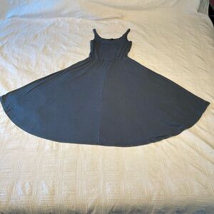 Quince Fit & Flare dress (M)